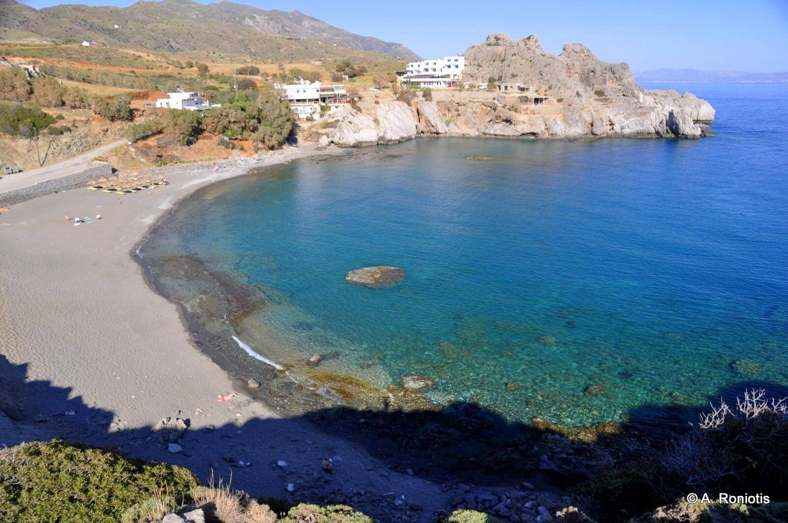 Agios Pavlos Beach siriatis villas